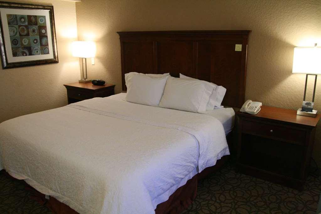 Hampton Inn Гейнсвил Стая снимка