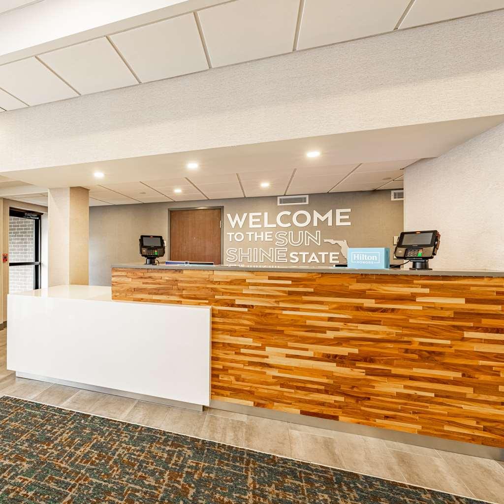 Hampton Inn Гейнсвил Екстериор снимка
