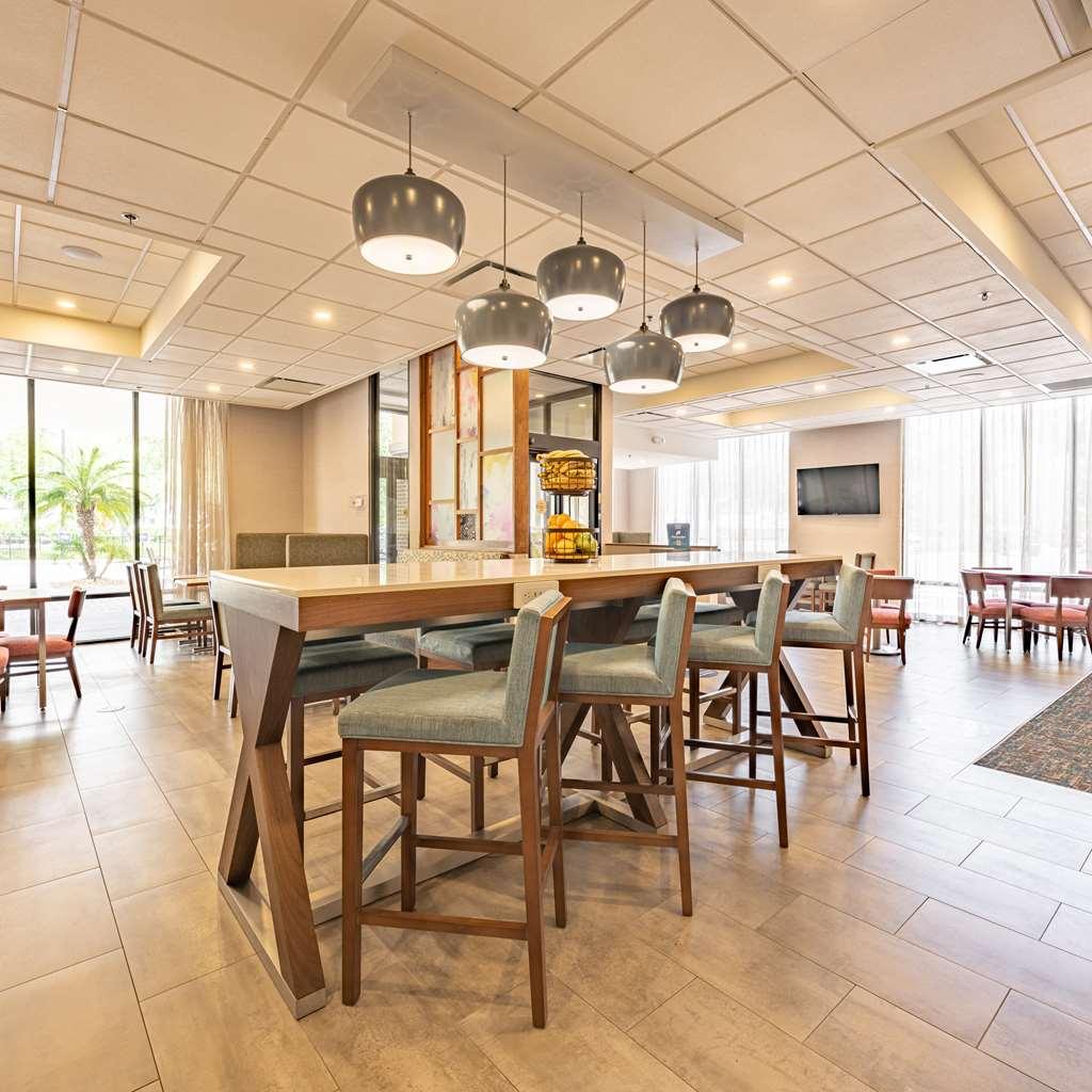 Hampton Inn Гейнсвил Интериор снимка