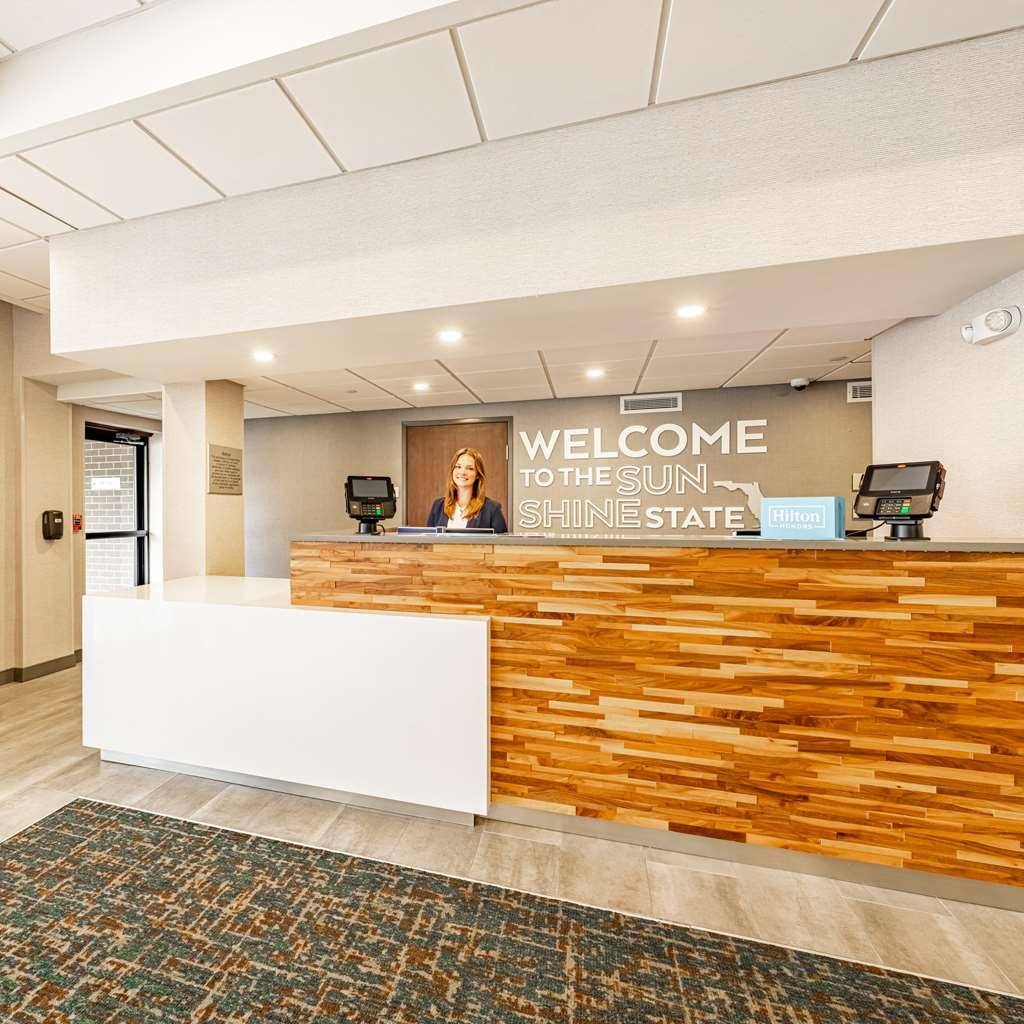 Hampton Inn Гейнсвил Екстериор снимка