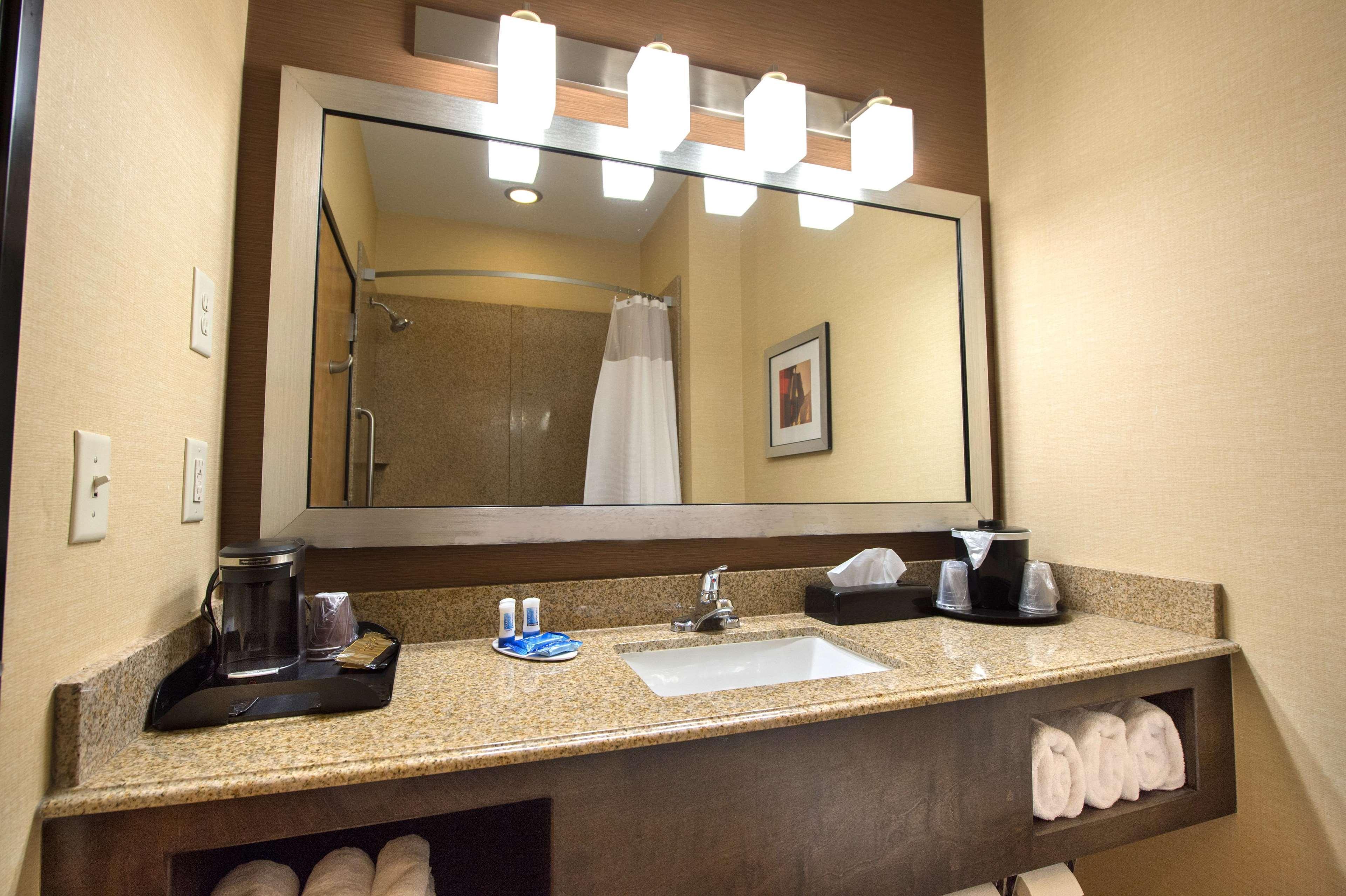 Hampton Inn Гейнсвил Екстериор снимка