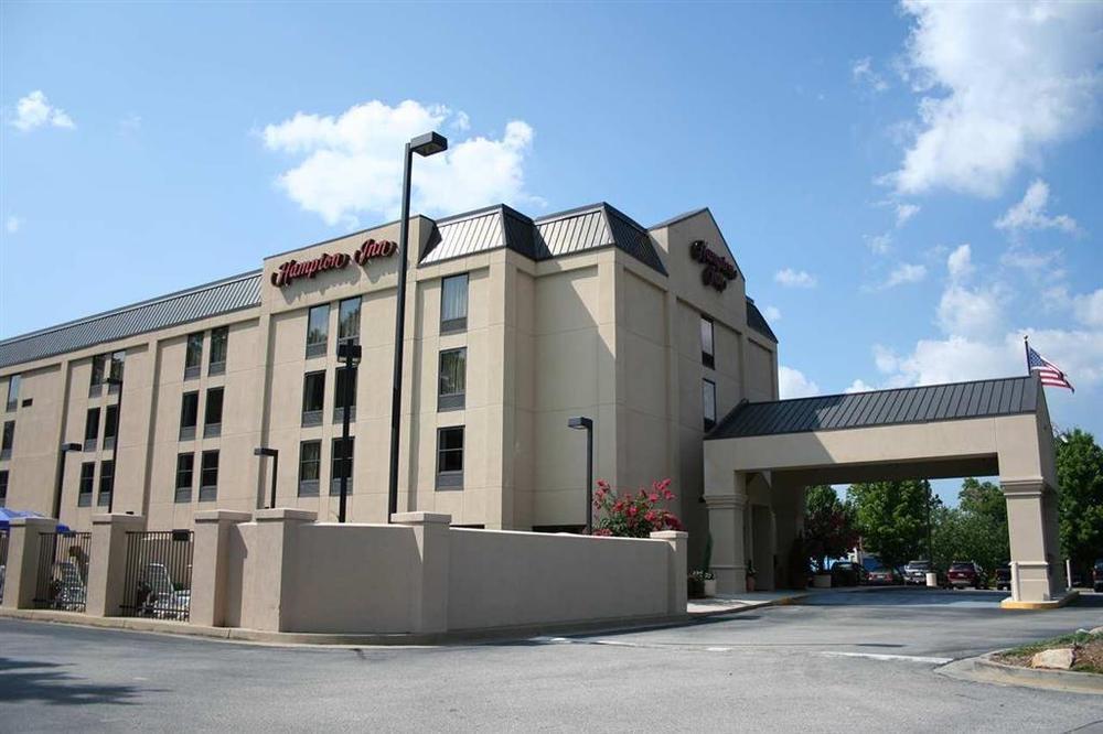 Hampton Inn Гейнсвил Екстериор снимка
